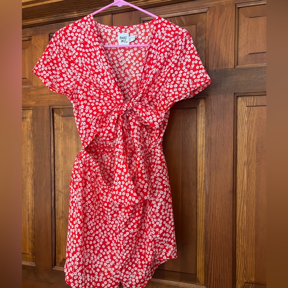 EUC PRINCESS POLLY Virgo Tie Front Romper Red 8